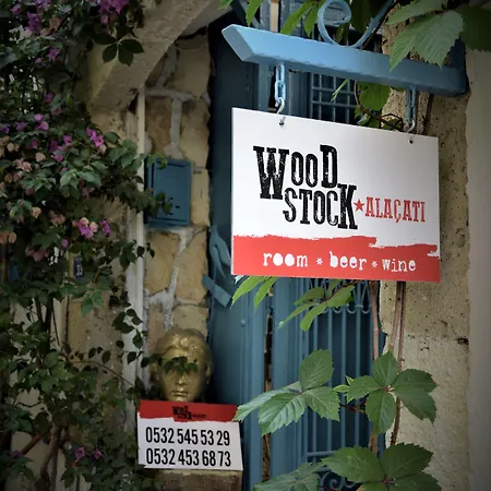 Woodstock 2* Alaçatı