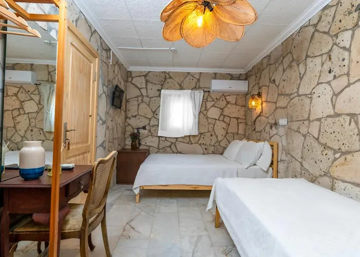 Woodstock Otel 2*