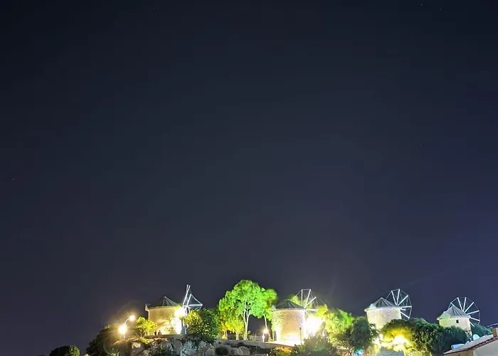 Woodstock 2* Alaçatı