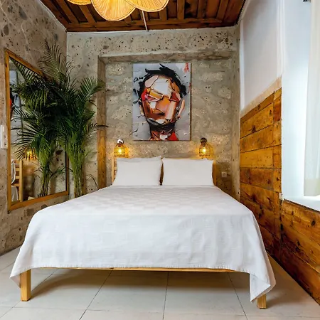 Woodstock Hotel