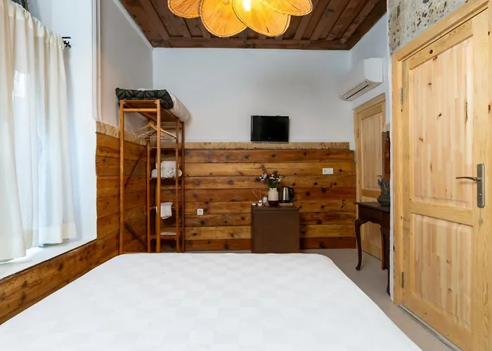 Woodstock 2* Alaçatı